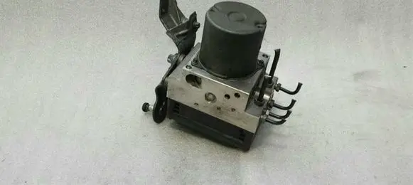 Mercedes-Benz CLS C219 ABS Pump A2114311812