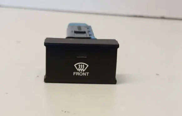 Hyundai Santa Fe Windscreen/window heater switch 202002962 621W05010