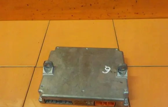 Honda Civic Battery charger (optional) 1K100RMXE01 INWERTER
