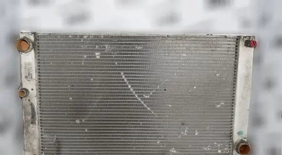 BMW 5 E60 E61 Coolant radiator 7792832