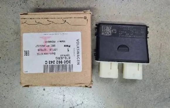 Volkswagen PASSAT B8 Tailgate/trunk control unit/module 3G0962243C