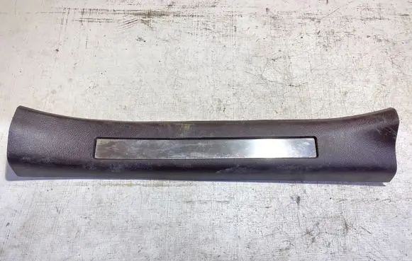 Lexus RX 450H Rear sill trim cover 6794048090