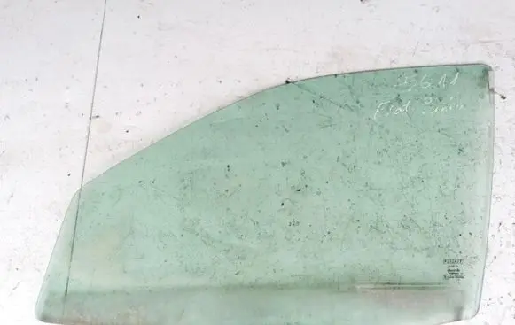 Fiat Punto (176) Front door window glass four-door