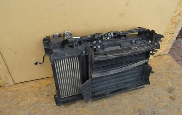 Peugeot 2008 II Intercooler radiator 9824742280 UD12710005