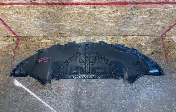 Tesla Model 3 Engine splash shield/under tray 136621 S2510E155-M 1084174-00-D