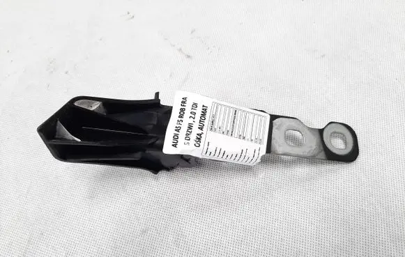 Audi A5 Fender mounting bracket 8W6821434