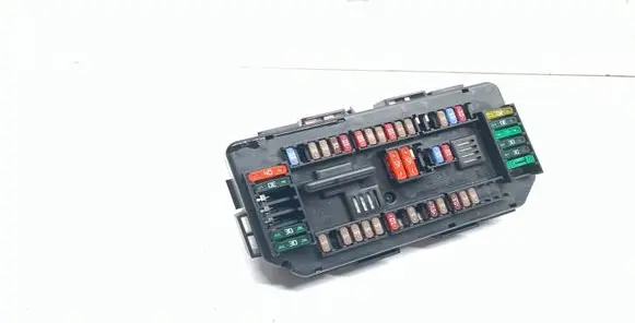 BMW 1 F20 F21 Fuse module 9337879