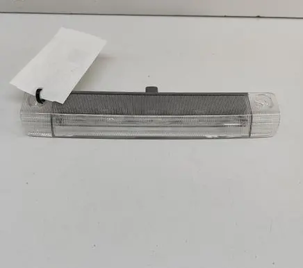 Toyota Yaris Cross Third/center stoplight 8157048100