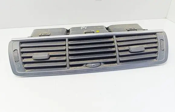 Citroen C8 Dash center air vent grill 1484107077 1846594 1491965077