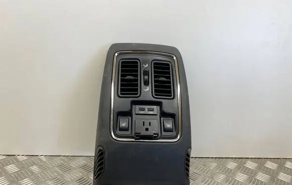 Dodge Durango III Rear air vent grill X90006401BL