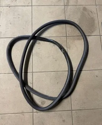 Opel Grandland X Front door rubber seal 