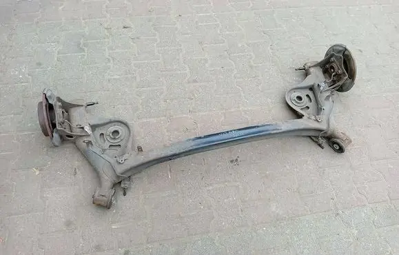 Suzuki Vitara (LY) Rear beam