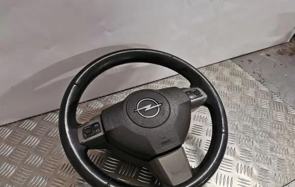 Opel Astra H Steering wheel 13138708AD