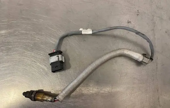 BMW 5 G30 G31 Lambda probe sensor 784848604 0258030142 07528A