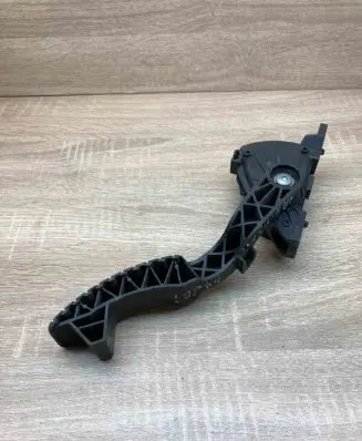 Renault Laguna II Accelerator throttle pedal 8200002904 6PV008119