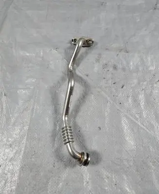 Audi A4 S4 B9 8W Turbo turbocharger oiling pipe/hose 05L145736C 19922