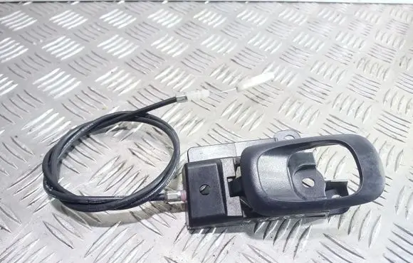 Mitsubishi Lancer VIII Rear seat cable / handle TA400345