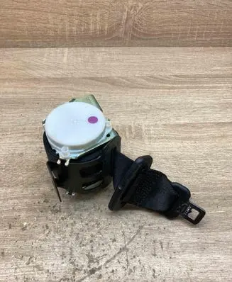 BMW 5 F10 F11 Rear seatbelt 34093133A