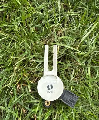 Opel Astra J Brake pedal sensor switch 10366474 1507C