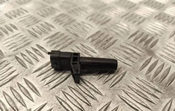 Mercedes-Benz E W212 Crankshaft position sensor A2761530128
