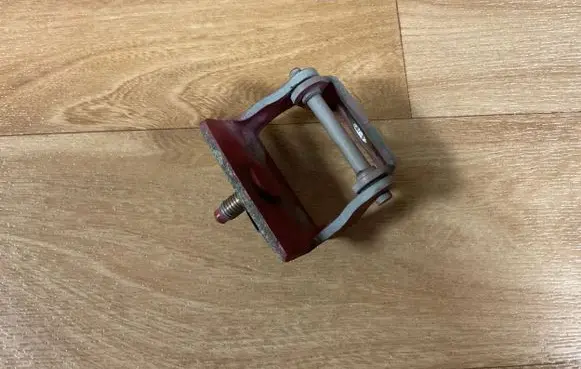 Citroen C3 Tailgate/trunk/boot hinge 72416001