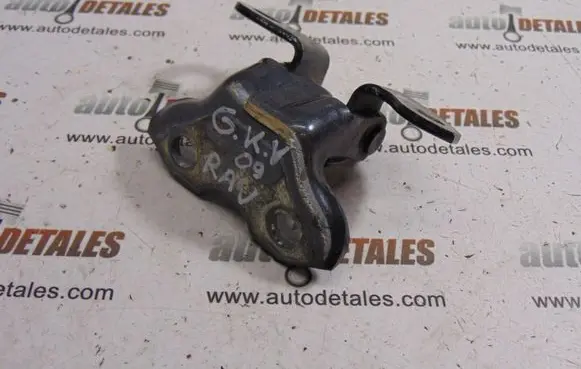 Toyota RAV 4 (XA30) Rear door upper hinge