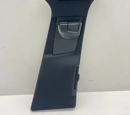 Volvo V60 (B) pillar trim (bottom) 31307139