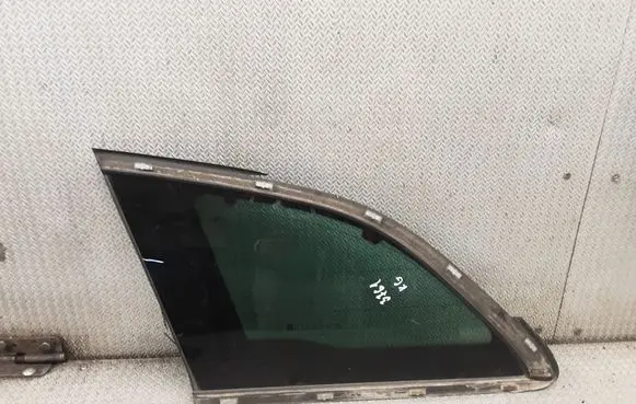 Opel Insignia A Rear side window