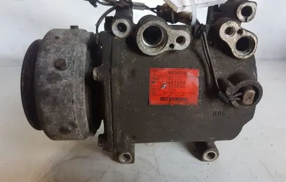 Mitsubishi Montero Air conditioning (A/C) compressor (pump) MR360532 MSC105C