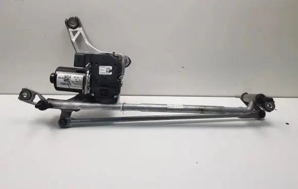 Volkswagen Touareg III Other exterior part 761955113