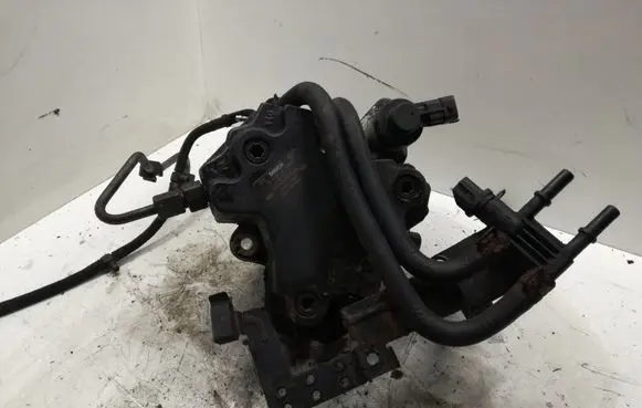 Hyundai Santa Fe Fuel injection high pressure pump 33100274000445010121