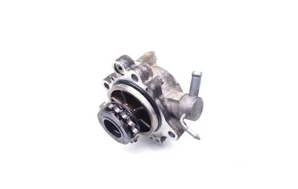 Mazda 6 Vacuum pump R2AA18G00