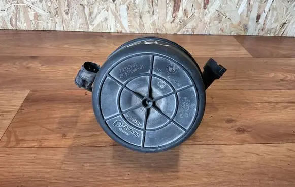 BMW 5 E60 E61 Secondary air pump 72812932 7527598