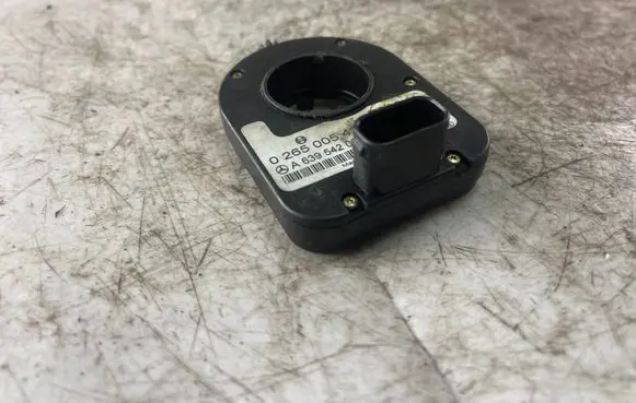 Mercedes-Benz Vito Viano W639 Steering angle sensor A6395420018 0265005429 392110898