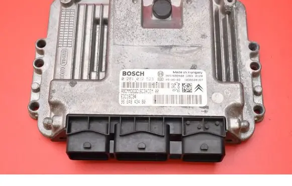 Peugeot 207 CC Engine control unit/module ECU 9664843480
