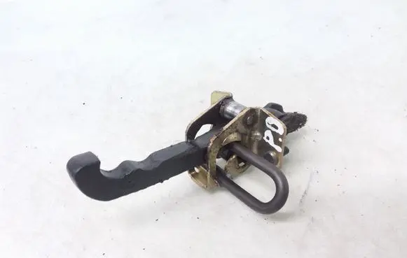 Volvo V50 Front door check strap stopper