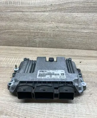 Ford Focus Engine control unit/module 5M5112A650LB 0281012486