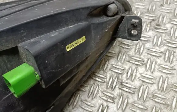Ford Fiesta Headlight/headlamp