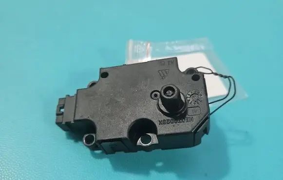 Mercedes-Benz S W222 A/C air flow flap actuator/motor HEUT0045K IMPRK1562056