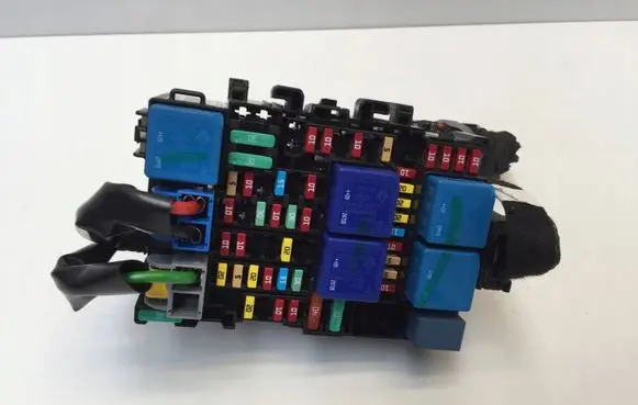 Nissan Juke II F16 Fuse box set 243805499R 240106PN2A