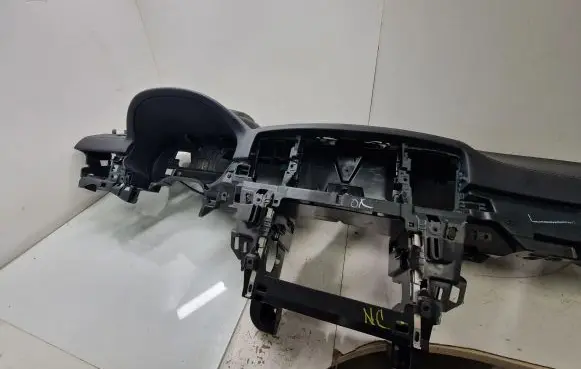 Mercedes-Benz GL X166 Dashboard