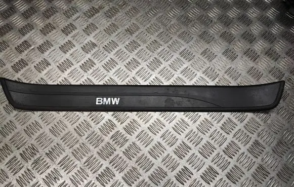 BMW 3 E90 E91 Side skirt front trim 7060279