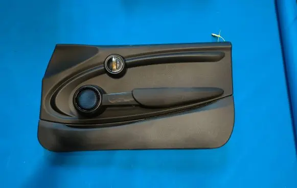 Mini One - Cooper F56 F55 Front door trim bar