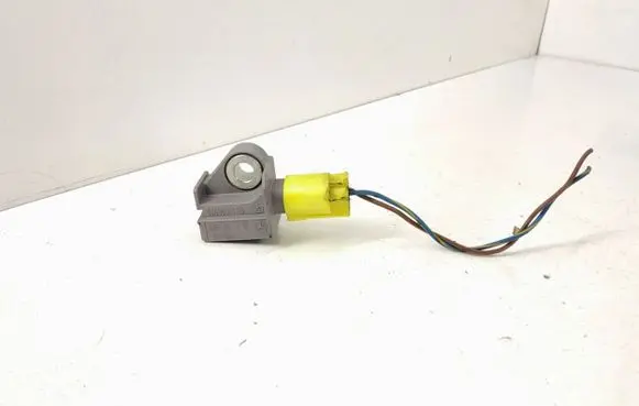 Mercedes-Benz C W204 Airbag deployment crash/impact sensor 2048201985 2128204926