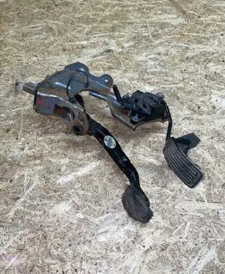 Nissan Qashqai Accelerator throttle pedal 1977a00456