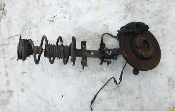 Renault Clio IV Stub axle 400153153R 543020808R