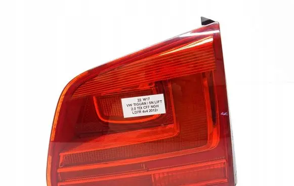 Volkswagen Tiguan Rear/tail lights 5N0945310