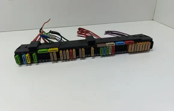 BMW 5 E39 Fuse module