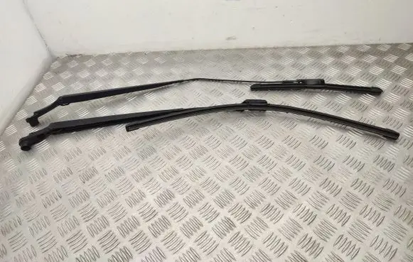 Opel Mokka Front wiper blade arm