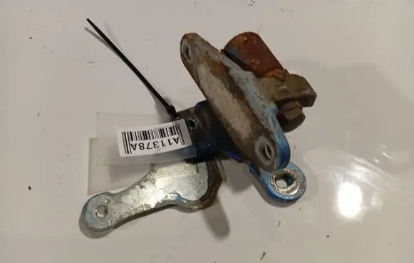 Mercedes-Benz A W169 Rear door lower hinge